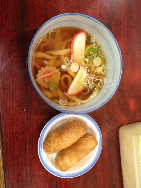 柳橋中央市場にしきのミニかけうどんといなり300円