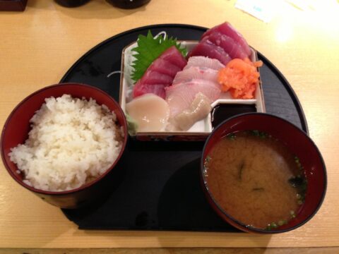まる重 刺身定食