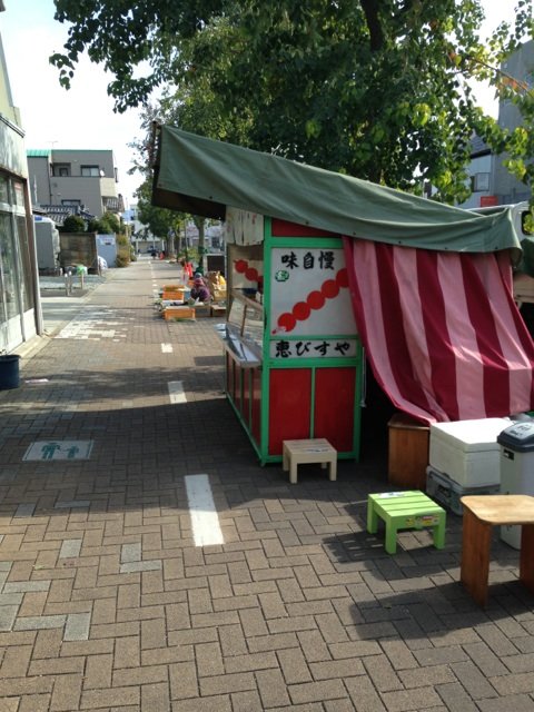 朝市の和菓子屋の団子