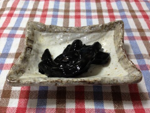 黒作りを使ったイカスミパスタ