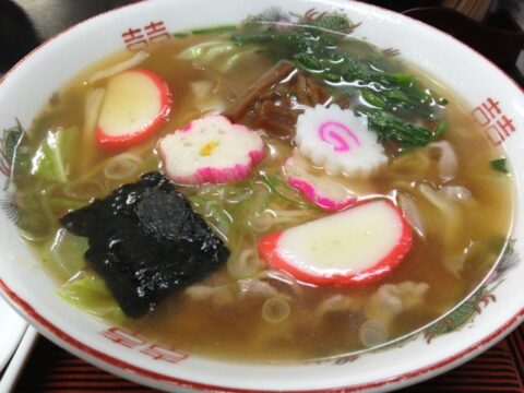 中華そばの具と名古屋蒲鉾