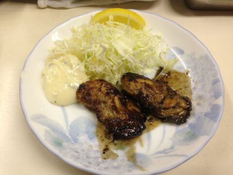 バターで焼いた牡蠣