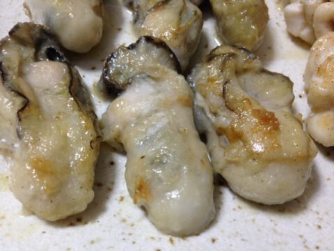 焼いた牡蠣と白子