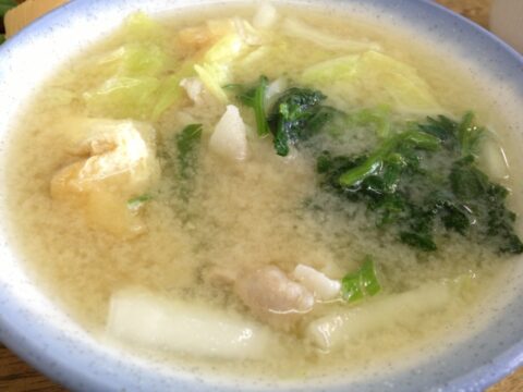 魚一食堂の豚汁