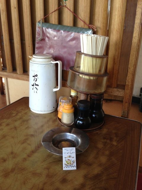 いしい食堂の卓上調味料