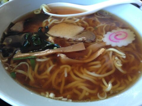 いしい食堂の中華ラーメン
