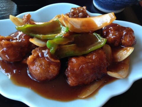 いしい食堂の酢豚定食