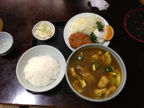 玉屋のカレーうどん定食