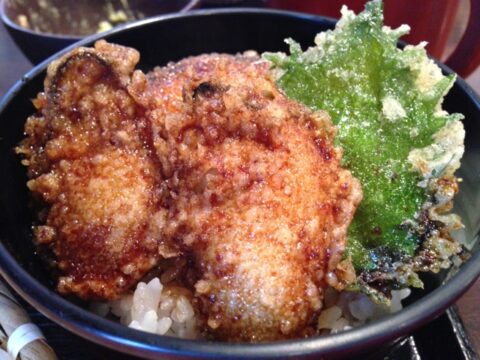 三心の牡蠣天丼