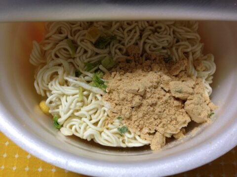 キリンカップラーメンの中身
