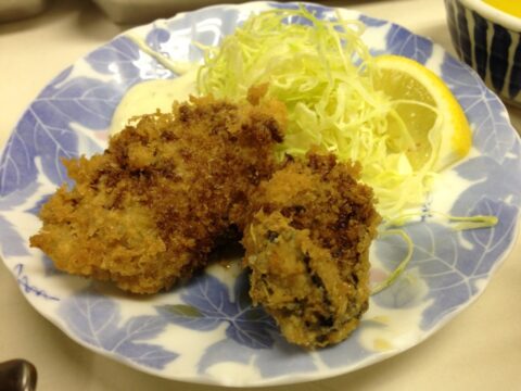 食堂かつやの牡蠣フライ