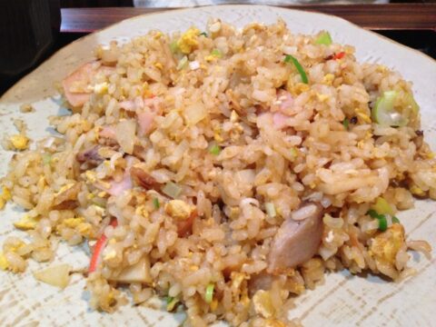 互楽亭の真央ちゃんチャーハン