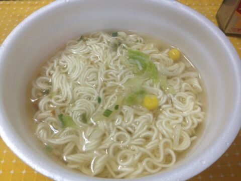 できあがったキリンカップラーメン