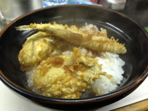 牡蠣とワカサギの天丼