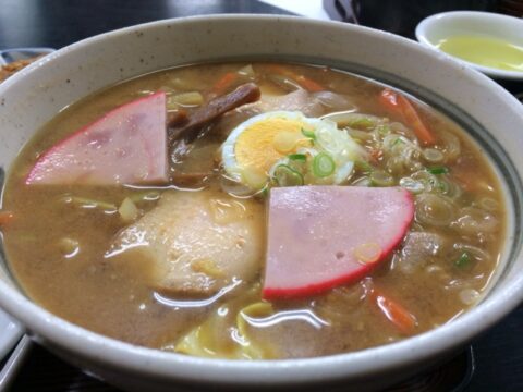 やなぎや本店のみそラーメン