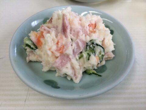 魚源のポテトサラダ