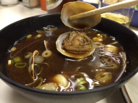食堂かつやの貝汁