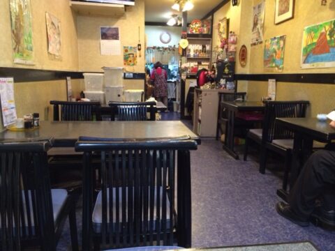 岩野屋の店内