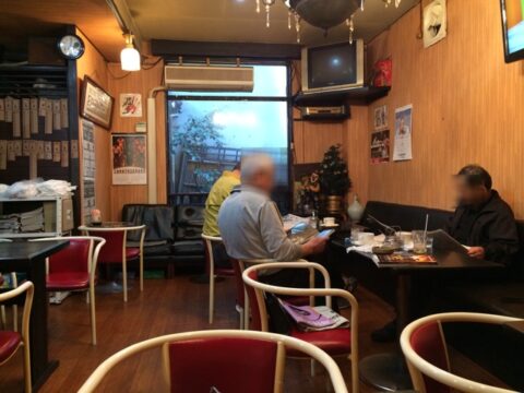 IMARIの卓上灰皿