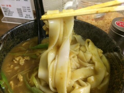 カレーきしめんの麺
