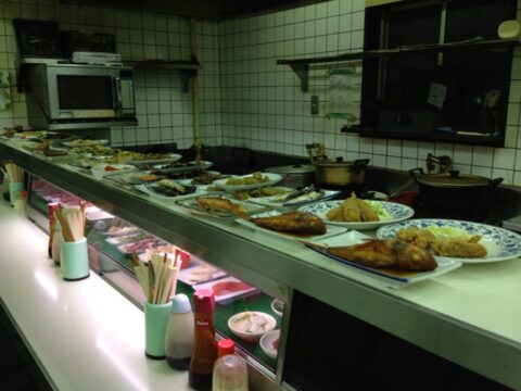 天末食堂のまぐろ刺身