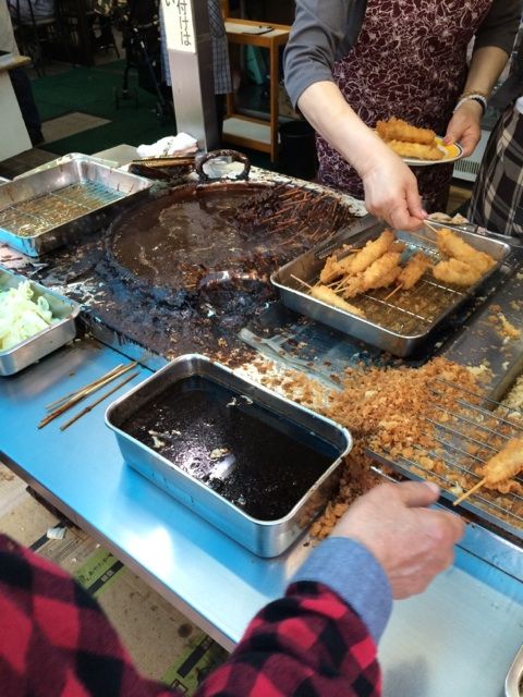 おちょぼさんの串カツ店よこいの外観