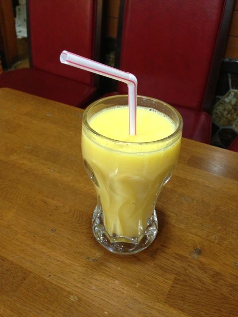 千成屋珈琲店の店舗前の看板