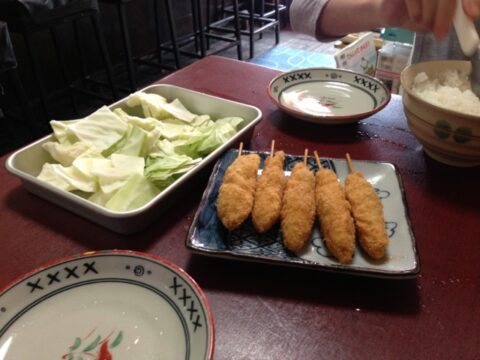 菊井かつ一宮店の串カツ定食