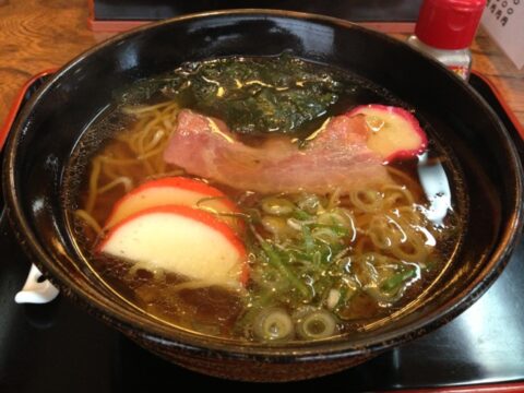 三浦屋のベーコン入り中華そば