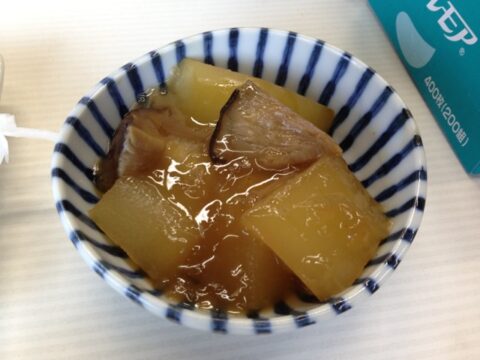 魚源食堂のハモとイサキの刺身