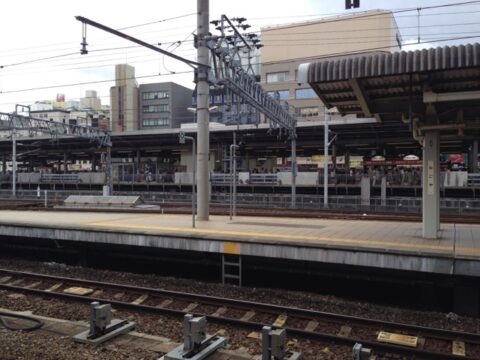 JR名古屋駅10・11番線ホーム案内