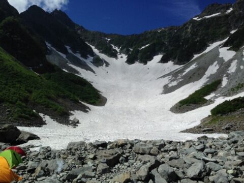 涸沢ヒュッテ周辺の山岳風景