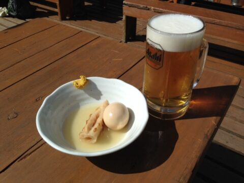 涸沢ヒュッテのおでんとビール