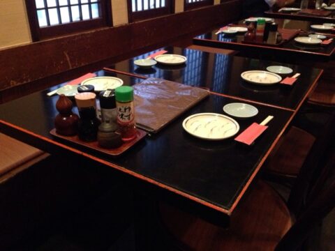 長生庵の店内
