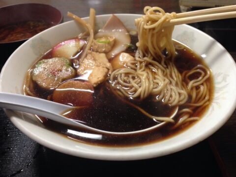 二ツ玉の店舗看板