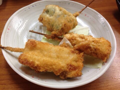 酒の穴のレンコン串カツ