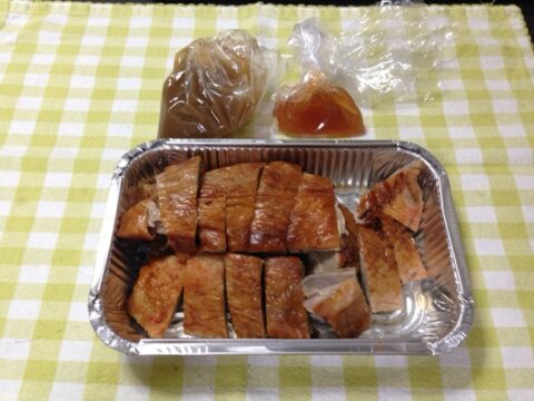 同發本館で購入した家鴨の香味焼き