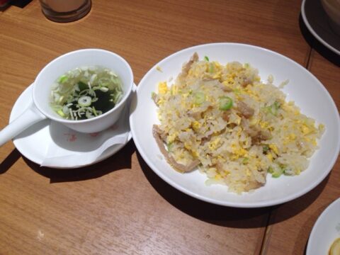 鼎泰豊のかに味噌入り小籠包