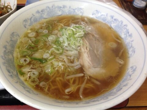 おか田の鰹刺し