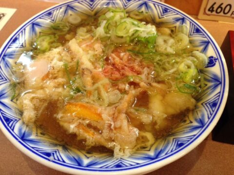 桜えびが入った特製かき揚げ
