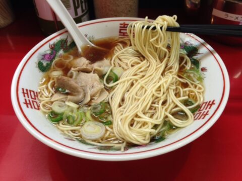 元祖まるしば屋の中華そばの麺
