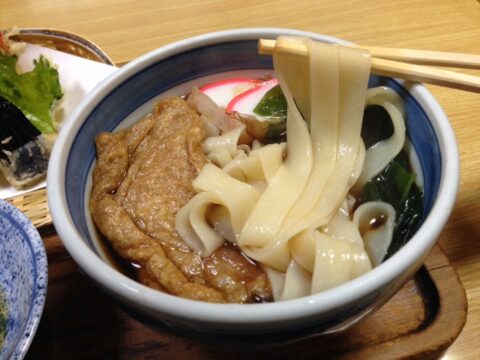 甑庵のきしめん