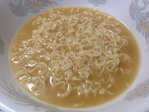 調理したとりめしラーメン
