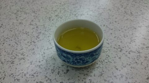 木村屋のミルクコーヒーとお茶
