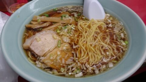 やじ満の中華そば