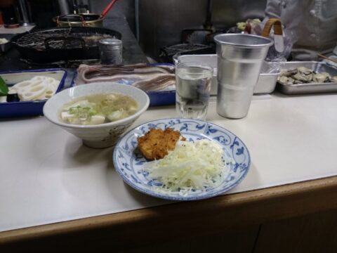 食堂かつやの酒タンポ入り熱燗
