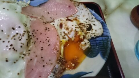喫茶グリーンのハムエッグ