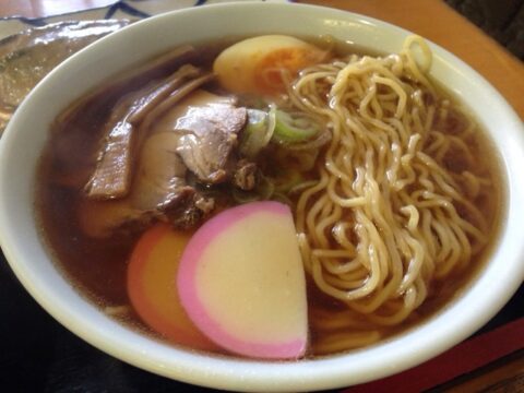 小出屋の中華そばの麺