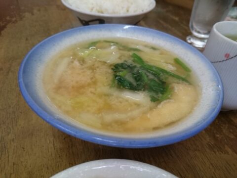 魚一の赤みそ豚汁