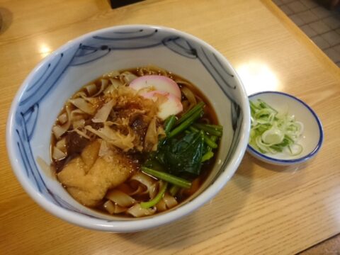 弥冨一八のきしめん